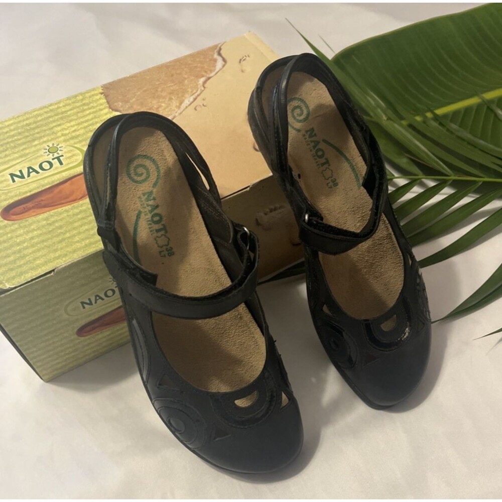 Naot Rongo Mary Jane Shoes Womens Sz 38 7.5 Black Leather Cutout Flats Slingback